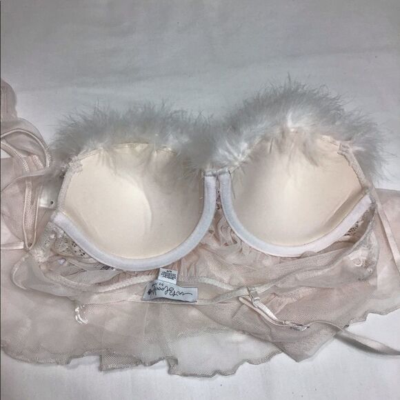 In-Bloom By Jonquil Marabou Trim Chemise & Thong - Picture 6 of 9